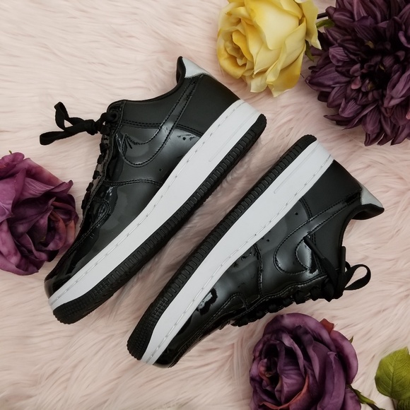 Nike Air Force 1 '07 SE Premium Women's Shoes - Picture 8 of 8